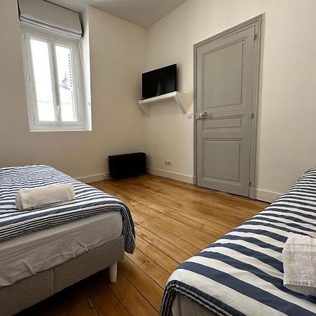 In The Beautiful Districts Of Tours A "Particular" With Great Comfort Villa Kültér fotó